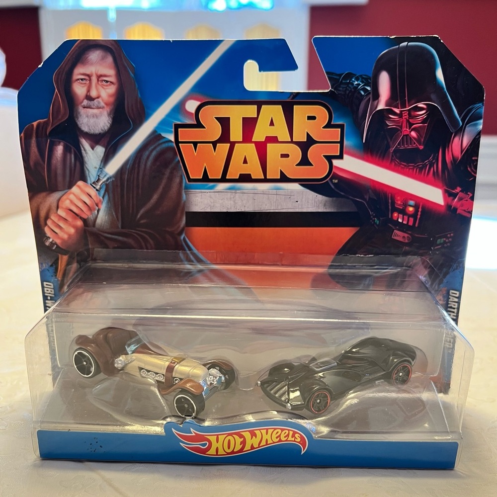 Hot Wheels Star Wars Die-Cast Vehicle Set - Black and Gold